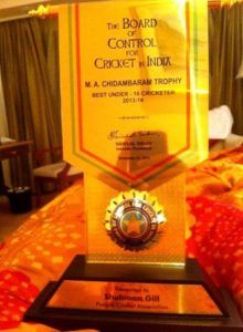 Shubman Gill recibió el Trofeo M.A. Chidambaram