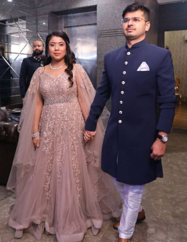 Rajat Chauhan com sua esposa