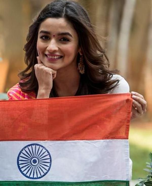 Alia Bhatt avec Indian Tricolor
