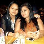 Бхарти Сингх със сестра си Пинки Сингх