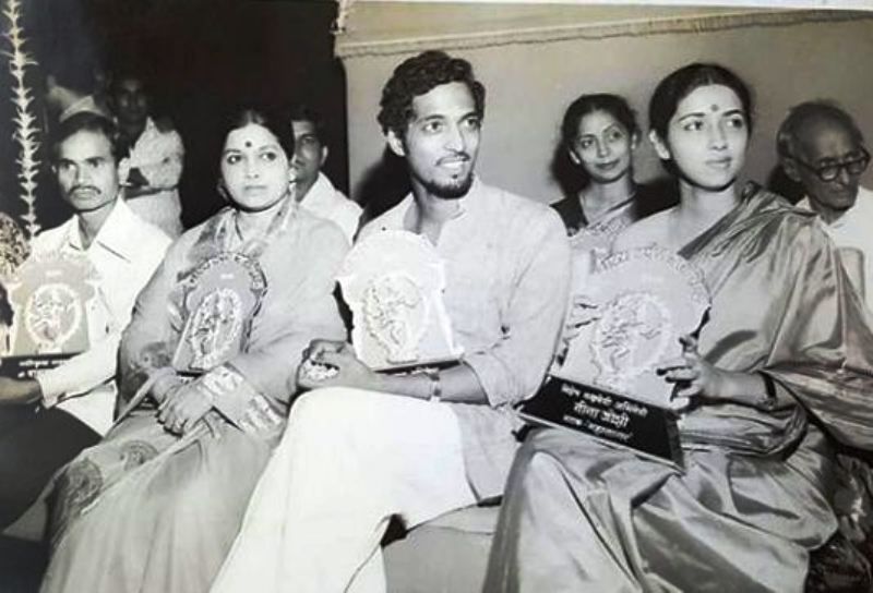 Ein altes Bild von Neena Kulkarni mit Nana Patekar