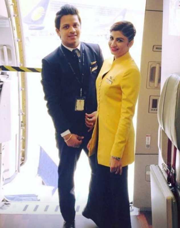 Η Priyanka Tyagi ενώ εργαζόταν στην Jet Airways