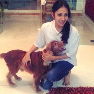 Akansha Ranjan kapoor yêu chó