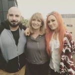 Becky Lynch med sin mor og bror