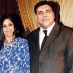 Ram Kapoor com sua esposa