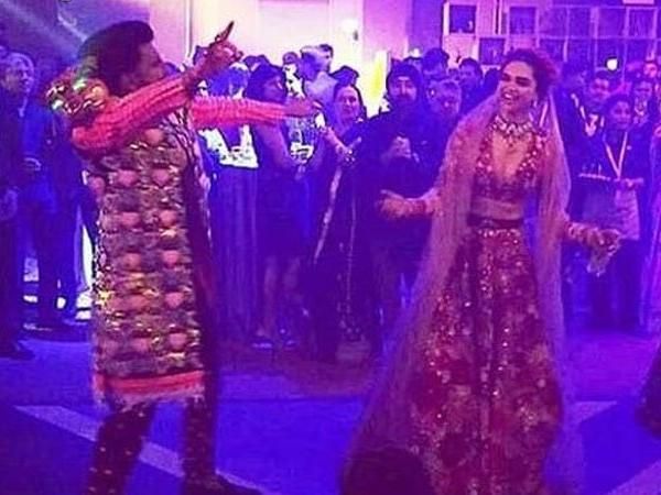 Deepika og Ranveer på bryllupsfesten i Mumbai