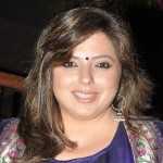 Delnaaz Irani Altura, peso, edad, esposo, novio, familia, biografía y más