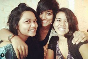Anindita Bose và các chị gái của cô ấy