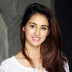 Disha Patani amžius, ūgis, vaikinas, vyras, šeima, biografija ir kt