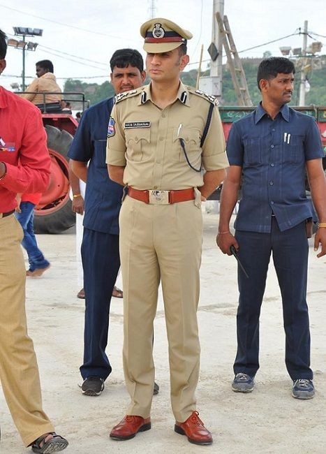 IPS-officer Sabharwal-konto