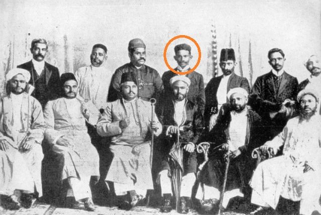 Mahatma Gandhi Natal Intian kongressin perustajien kanssa