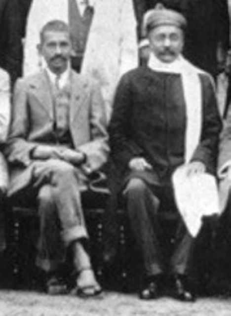Mahatma Gandijs ar Gopalu Krišnu Gokhalu