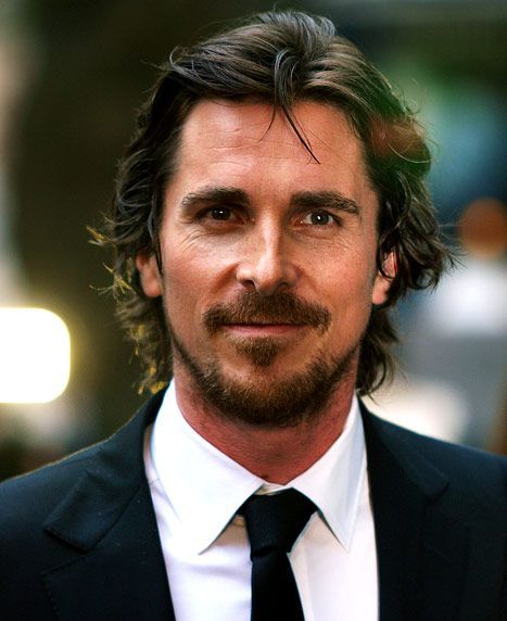 Christian Bale Pituus, paino, ikä, elämäkerta, vaimo ja paljon muuta