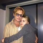 Johnny Depp tyttärensä Lily-Rose Melody Deppin kanssa