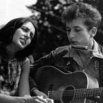 Bob Dylan treffasi Joan Baezia