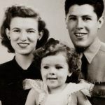 ہلیری کلنٹن اپنے والدین کے ساتھ