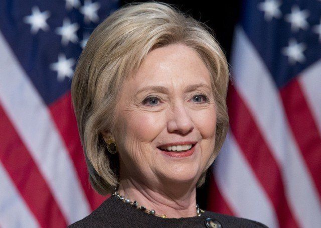 Hillary Clinton Høyde, vekt, alder, biografi, mann og mer