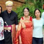 Kamla Advani com seus filhos