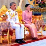 Quenn Suthida se svým manželským králem Mahou Vajiralongkornem
