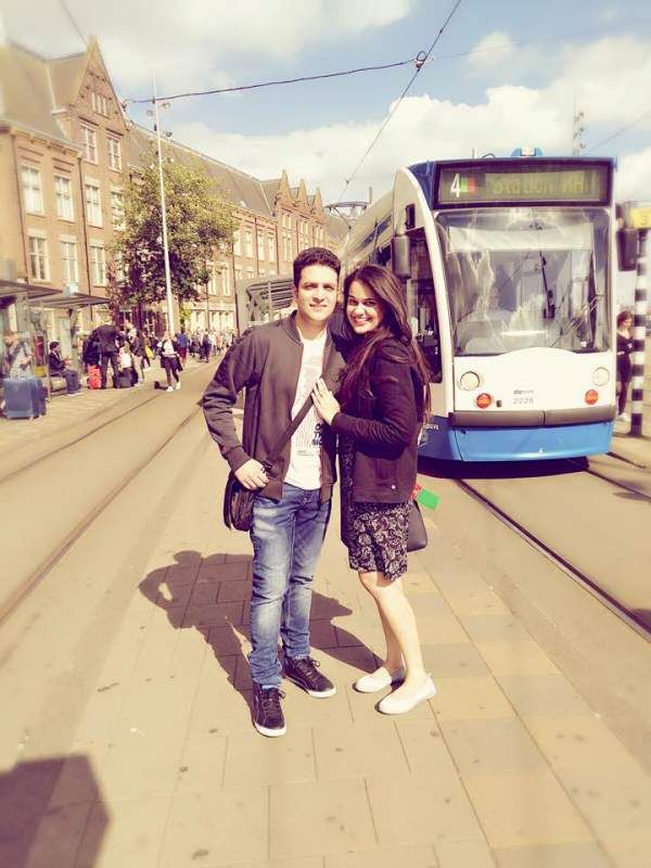 Tina Dabi in Athar Aamir Khan v Amsterdamu