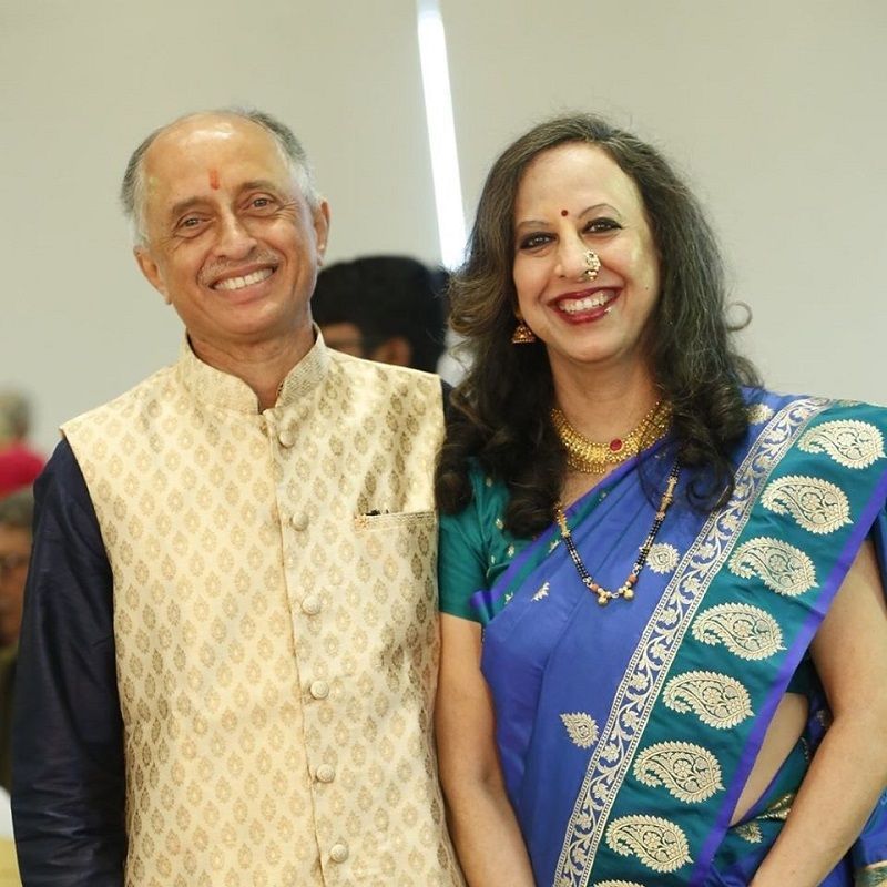Kapitan Deepak Vasant Sathe i jego żona