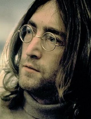 John Lennon Kõrgus, kaal, vanus, elulugu, asjad, lemmikud asjad ja muu