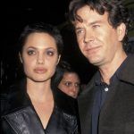 Angelina Jolie koos Timothy Huttoniga