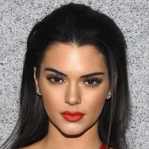 Kendall Jenner Altezza, peso, età, affari, biografia e altro