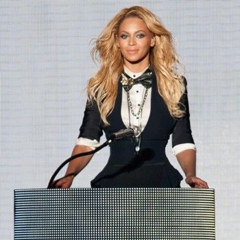 Beyonce อายุความสูงสามีครอบครัวเด็กชีวประวัติกิจการและอื่น ๆ