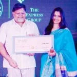   Chitra Tripathi - Ramnath Goenka Award voor uitmuntendheid in de journalistiek