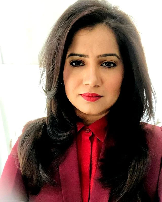 Priyanka Sharma (nyhetsankare) Ålder, pojkvän, make, familj, biografi och mer
