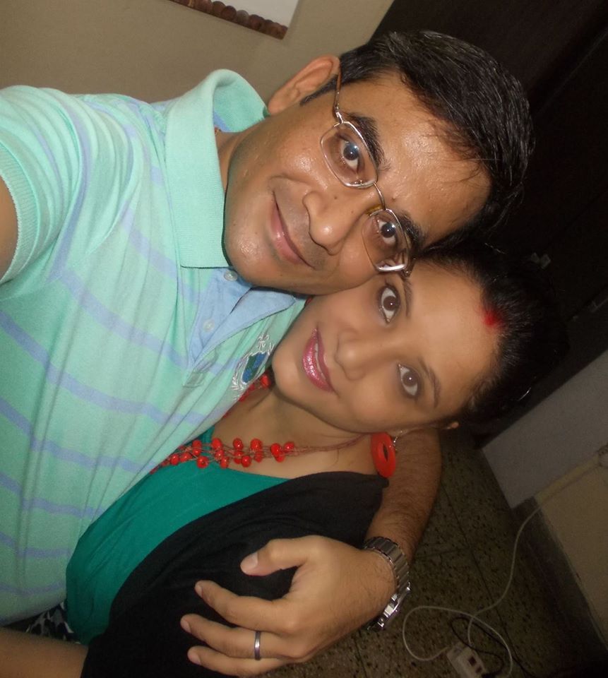 Sweta Srivastava với chồng