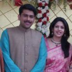 Palki S Upadhyay com seu marido Sanket