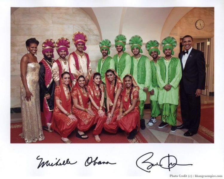 אימפריה בהאנגרה עם ברק אובמה ומישל אובמה