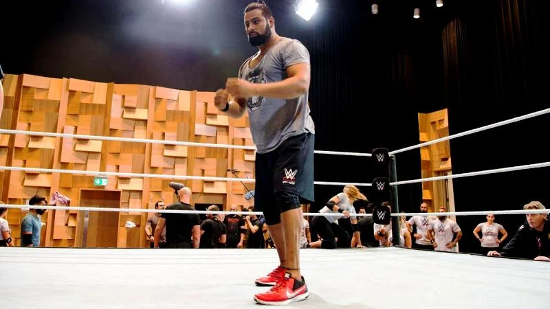   Rinku Singh w WWE Performance Center Dubai