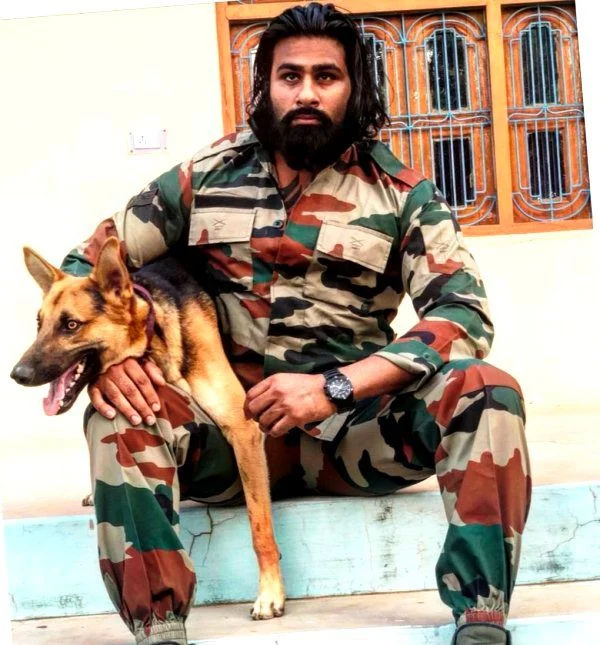   Rinku Singh z psem