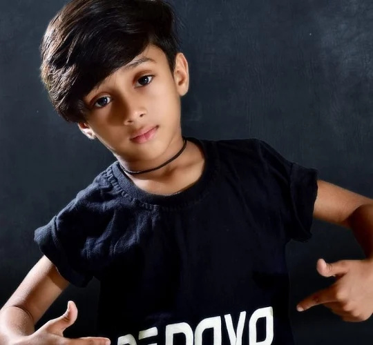 Aditya Patil (Ganadora de Dance Deewane Juniors) Edad, familia, biografía y más