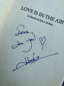   Hande Ercel's signature