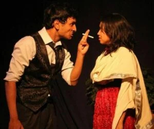   Utsav Sarkar dans une image de la pièce A Doll's House