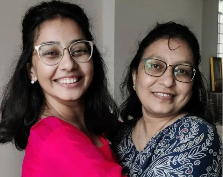  Rupal Nand avec sa mère