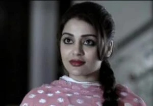   Saima Baloch sa isang still mula sa palabas sa telebisyon na Adhoori Aurat (2013) sa Geo Entertainment