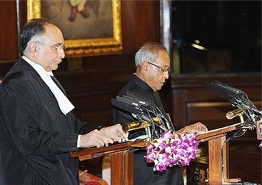 Pranab Mukherjee polaže zakletvu kao 13. predsjednik Indije