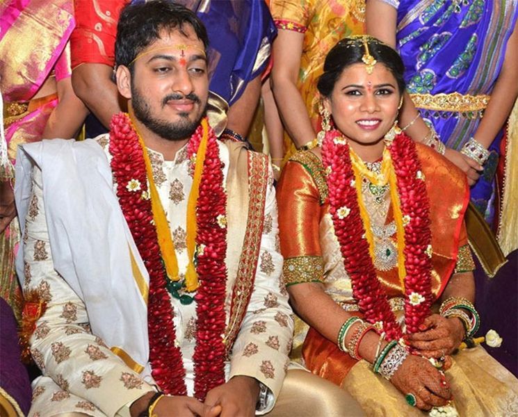 Madhoor Bhargav RamNaiduとBhumaAkhilaPriyaの結婚写真
