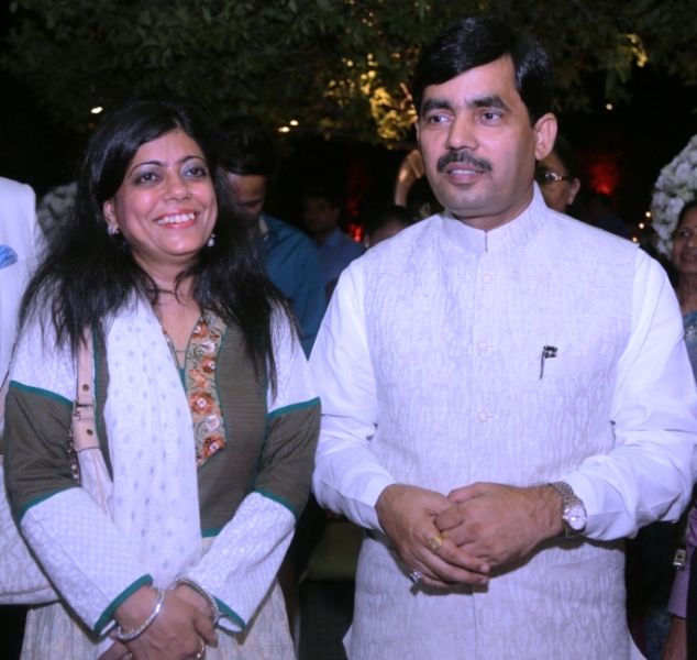 Shahnawaz Hussain s svojo ženo Renu