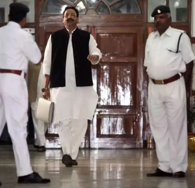   Mukhtar Ansari entering the UP Vidhan Sabha