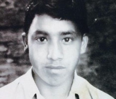 Yogi Adityanath i sine yngre dage