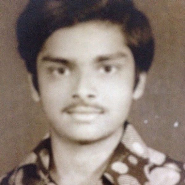 Parakala Prabhakar dans ses jours de collège