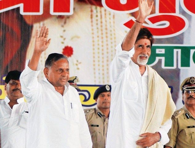 Amitabh Bachchan với tư cách là Đại sứ thương hiệu của Đảng Samajwadi