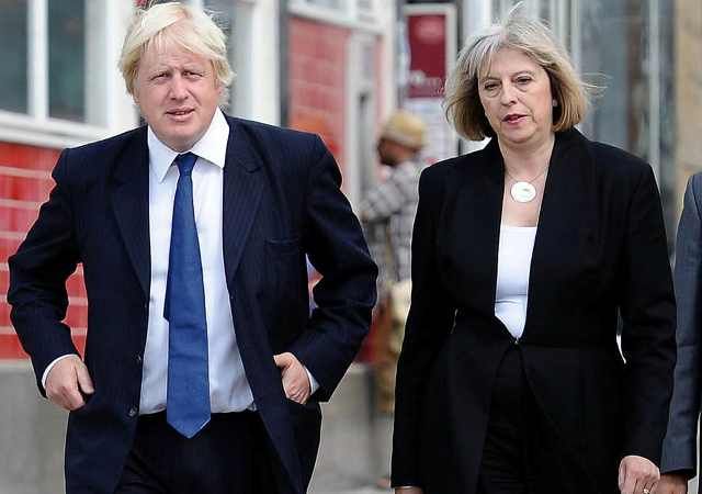 Boris Johnson y Theresa May
