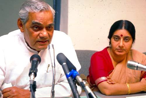 Sushma Swaraj With Atal Bihari Vajpayee